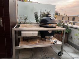 Monolith Keramikgrill mit viel Zubehör 