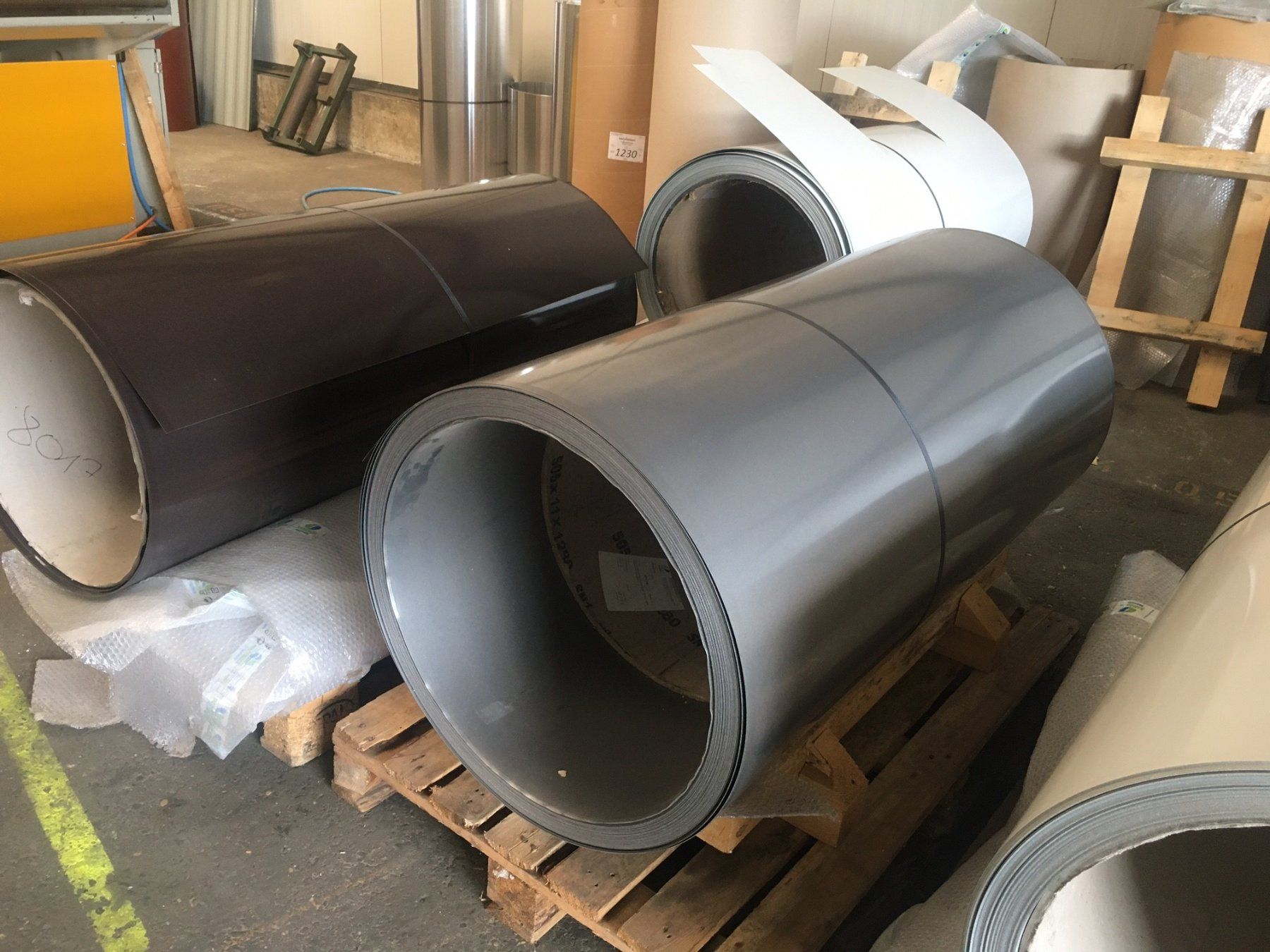 Altri materiali per l'edilizia: Blechabschluss 0.75 mm RAL 9002 per m1 14.-- – Nuovo e nell'imballaggio originale da Wiedlisbach venduto da isopaneel 6