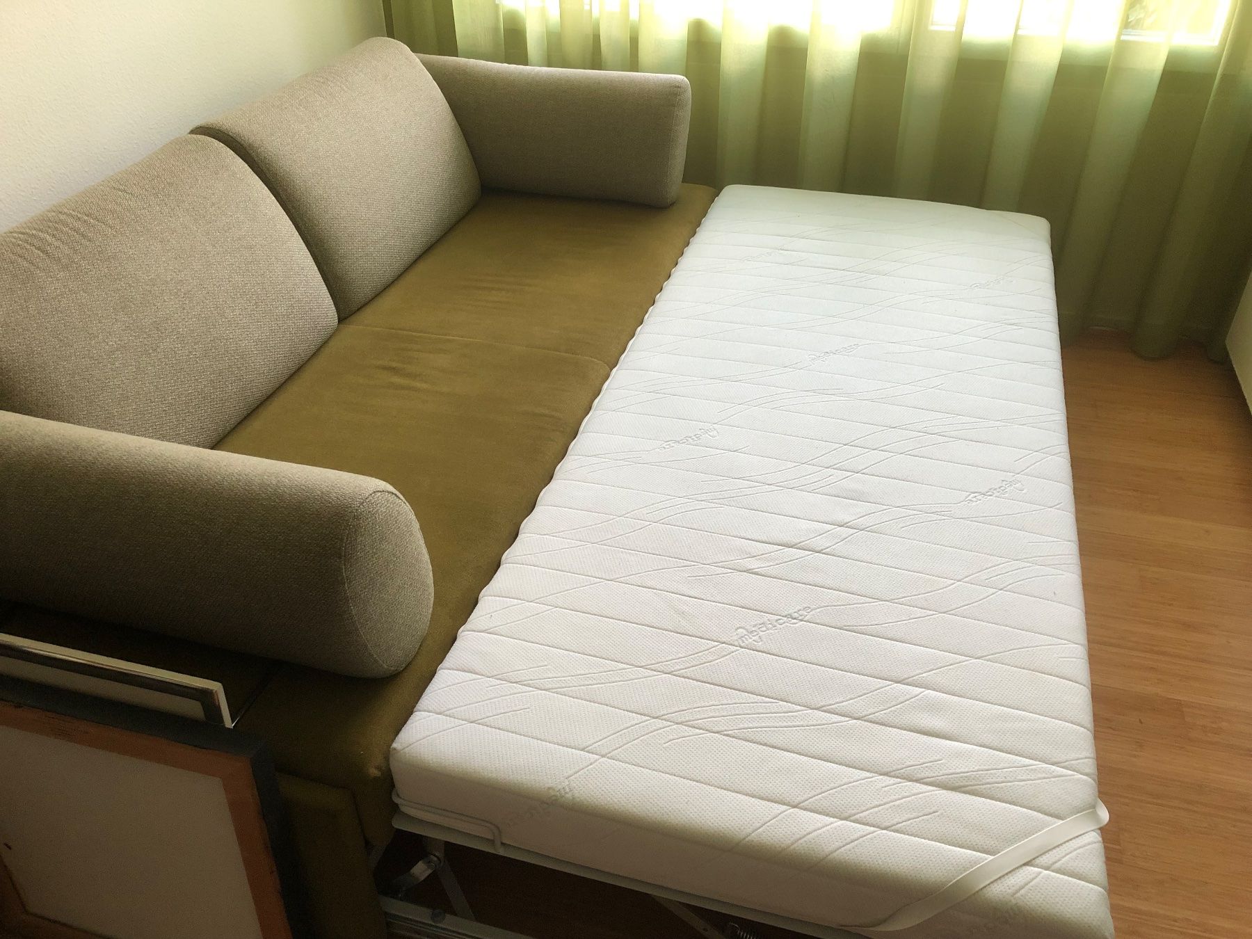 Sofas: Design Sofa / Gästebett – Gebraucht aus Basel von rhrun 2