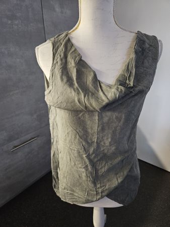 2 Damen Shirt grau Grösse M Viskose 95% 5% Elastico olive