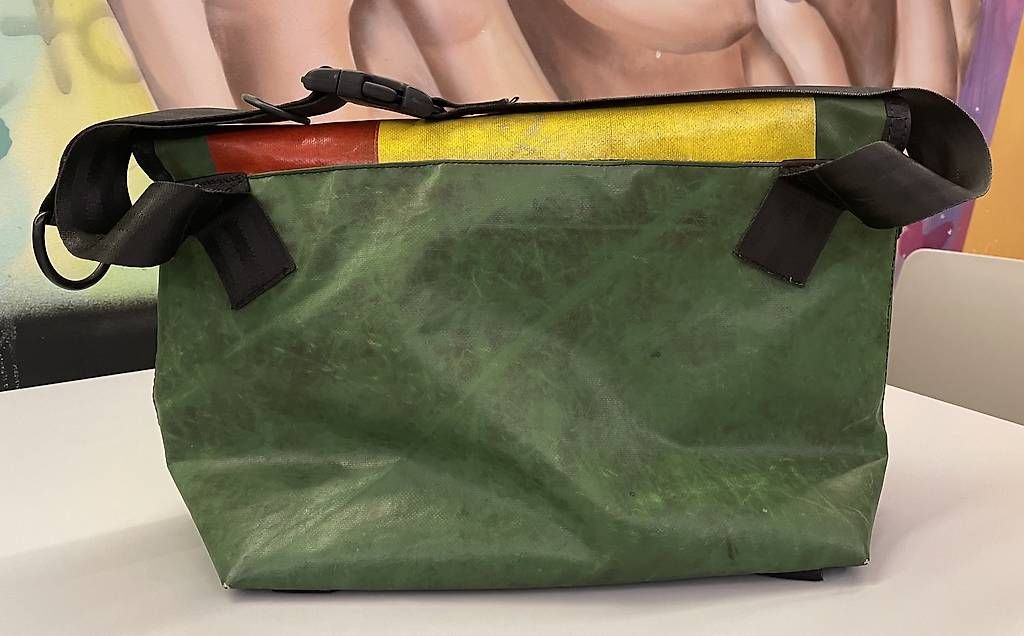 Taschen: Freitag – Gebraucht aus Losone von  1