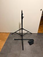 Pied d'éclairage studio alu télescopique ~240 cm + barre