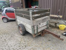 Anhänger Traktor / Viehanhänger / Kleintieranhänger