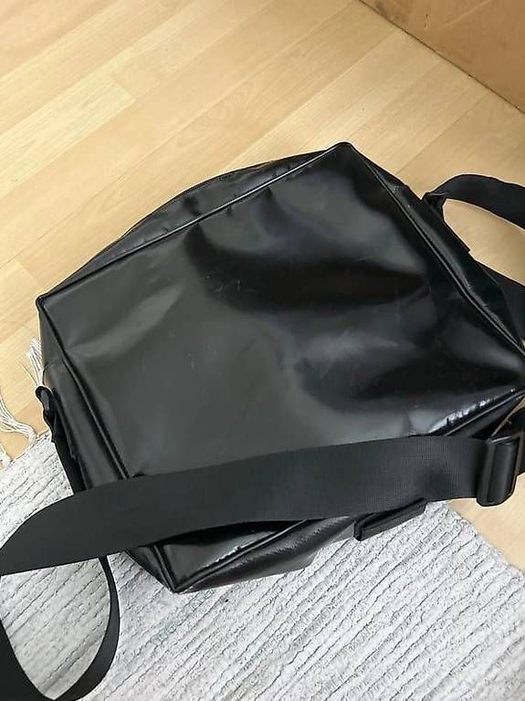 Taschen: Laptoptasche – Gebraucht aus Bütschwil von Mariia_Ch221 2