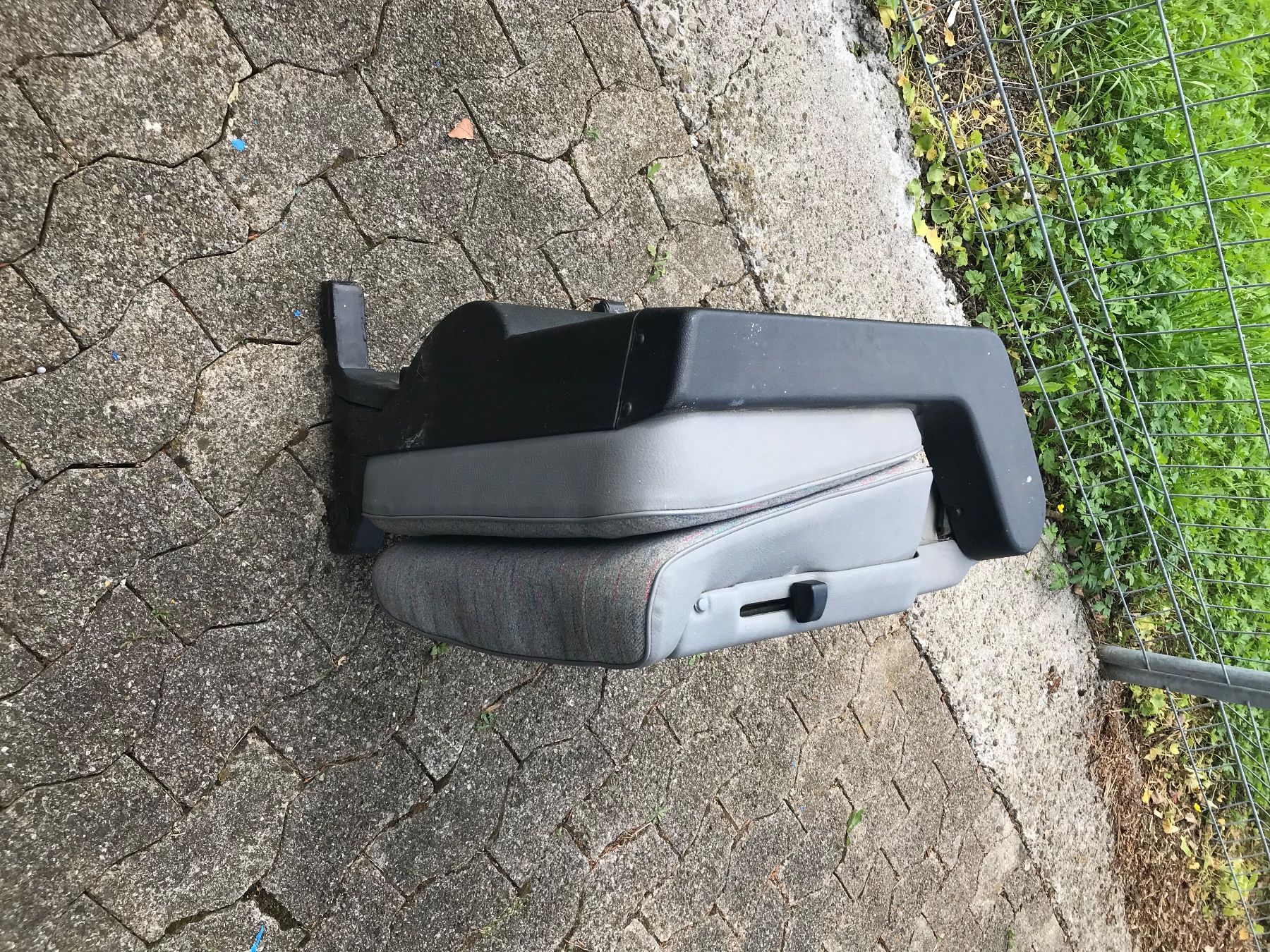 Mobilhome: Klappbarer Sitz – Usato da Reichenburg venduto da LND.Beratung 4