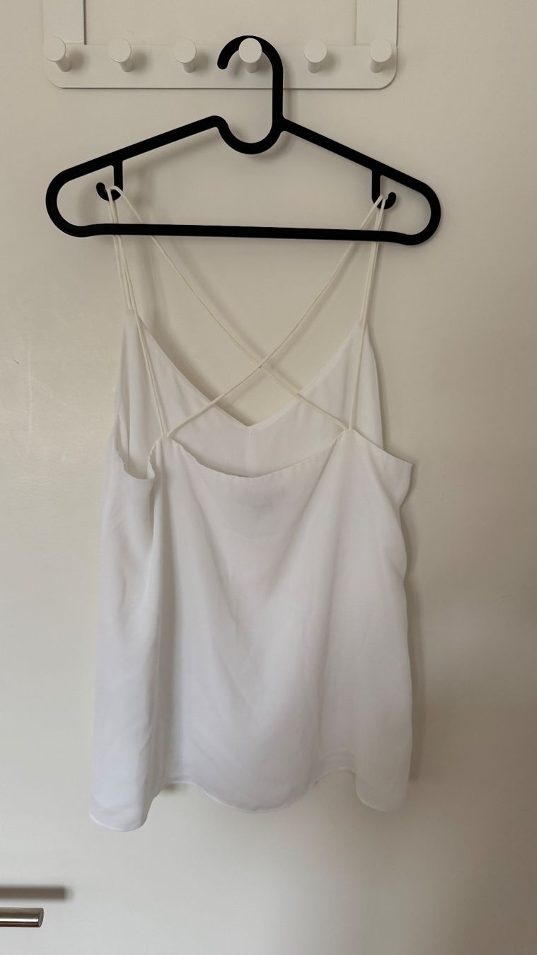 H&M Top: Top weiss Grösse 36 – Usato da Luzern venduto da Ecila007 1