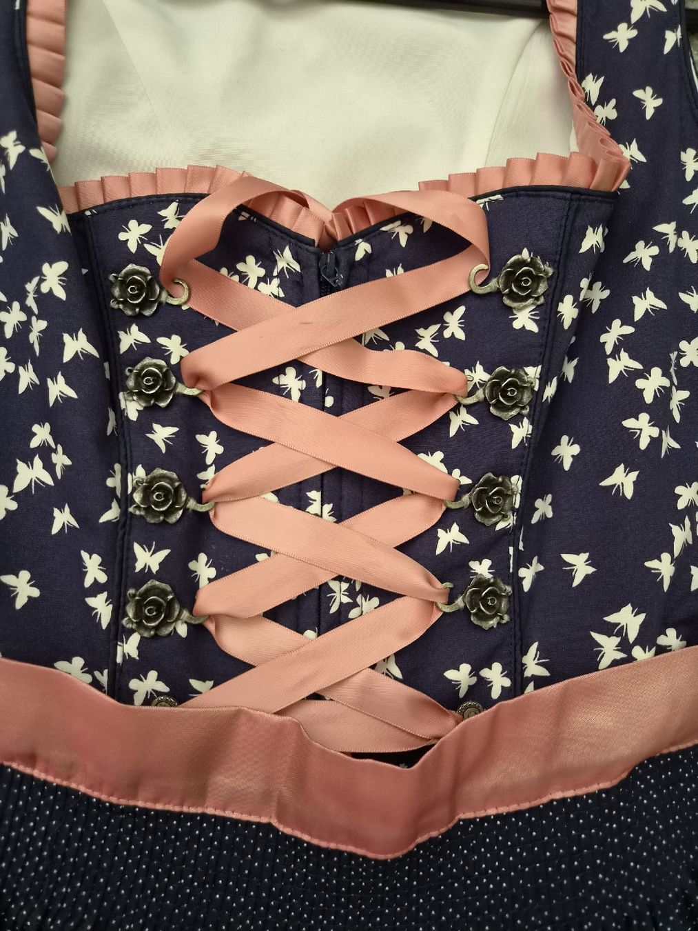 Krüger Robes: Krüger Dirndl Gr. 34 – Neuf (Voir description) à St. Gallen par chipsymandy 4