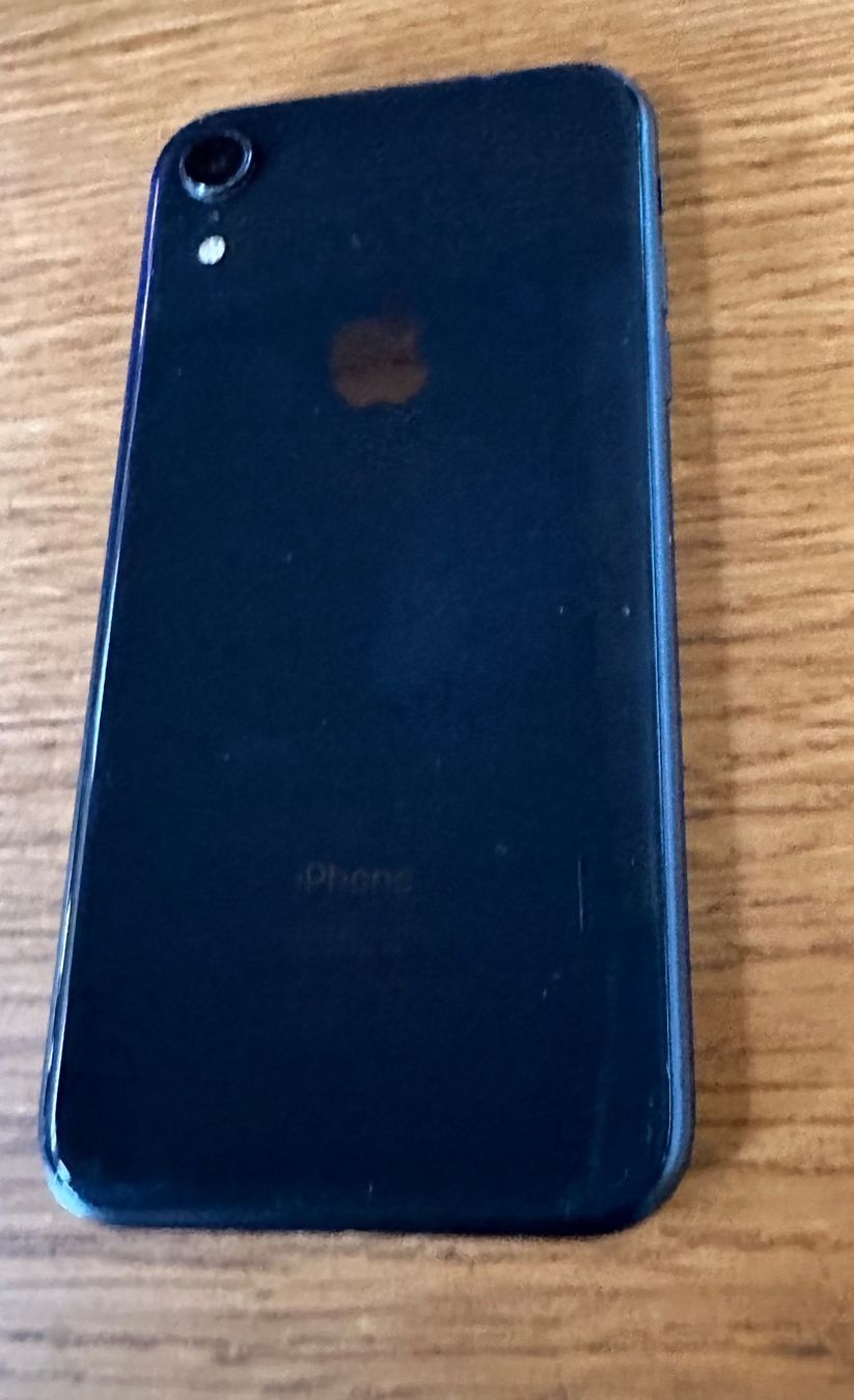 Apple Handys / Smartphones: iPhone XR 128GB schwarz – Gebraucht aus Aesch LU von Topangebot_2011 1