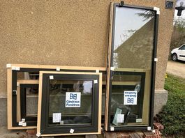 Lot de 2 fenêtres et 1 porte-fenêtre 