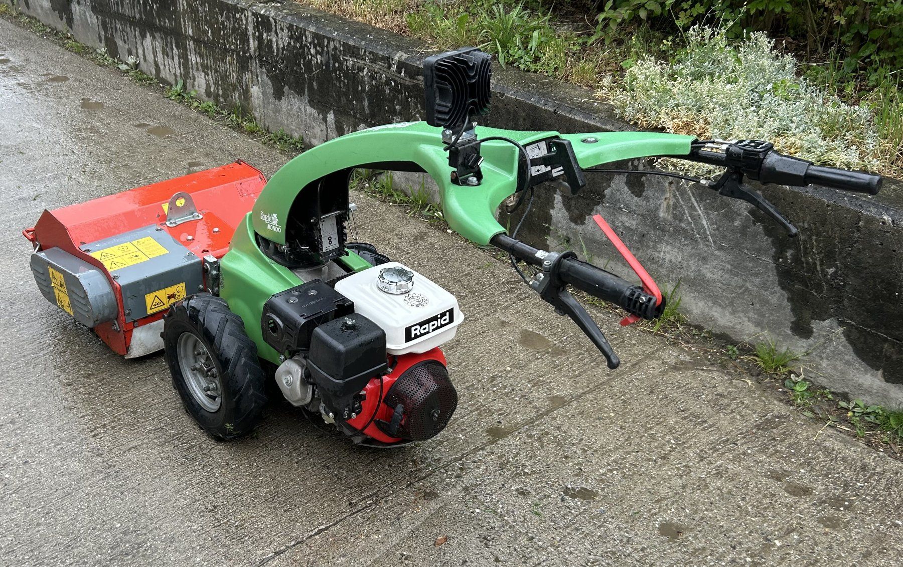 Rapid Tutte le macchine: Rapid Mondo mit Mulcher – Usato da Cazis venduto da la-torre-work-snc 5