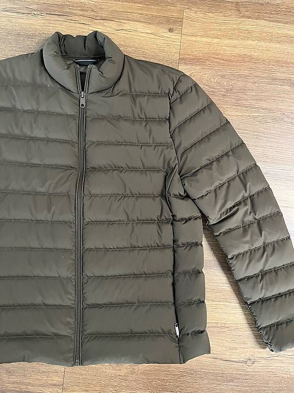 Jacken: Daunenjacke NEU – Neu (gemäss Beschreibung) aus Sursee von dok_bz9b 1