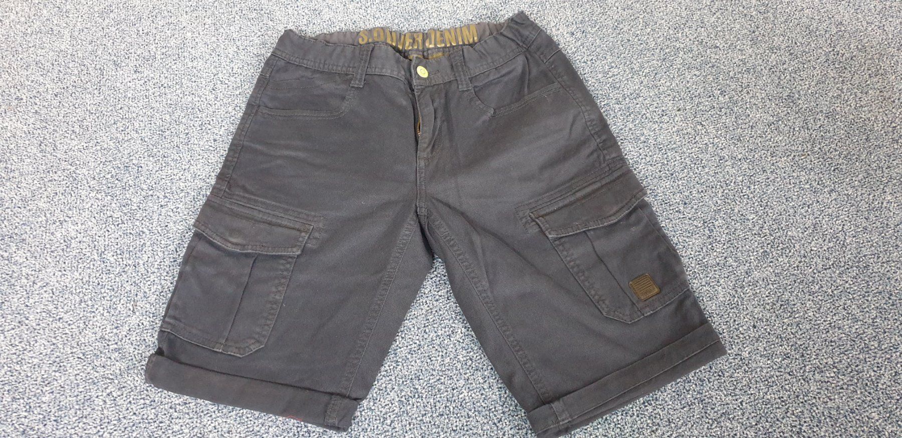 S.Oliver Pantaloni: Shorts von s.Oliver – Usato da Amlikon-Bissegg venduto da Schnuefeli4