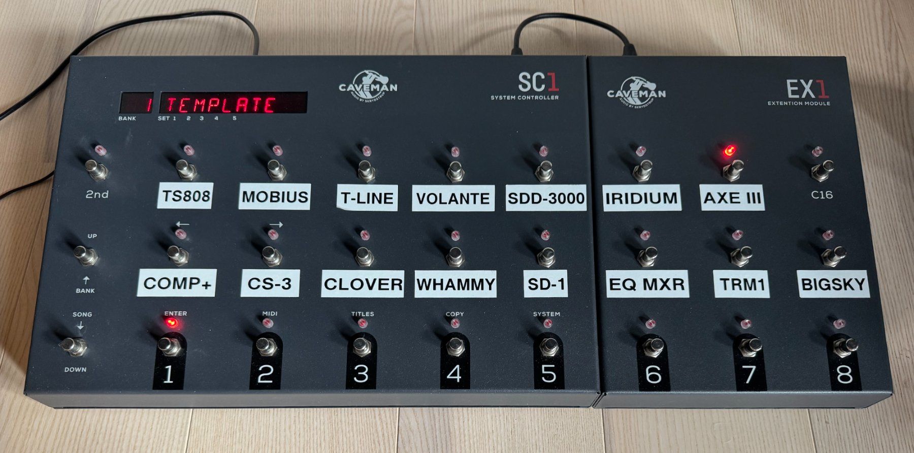 Altri accessori: Custom High-End Gitarren-Rack – Usato da Buchs SG venduto da rock.n.rolf 1