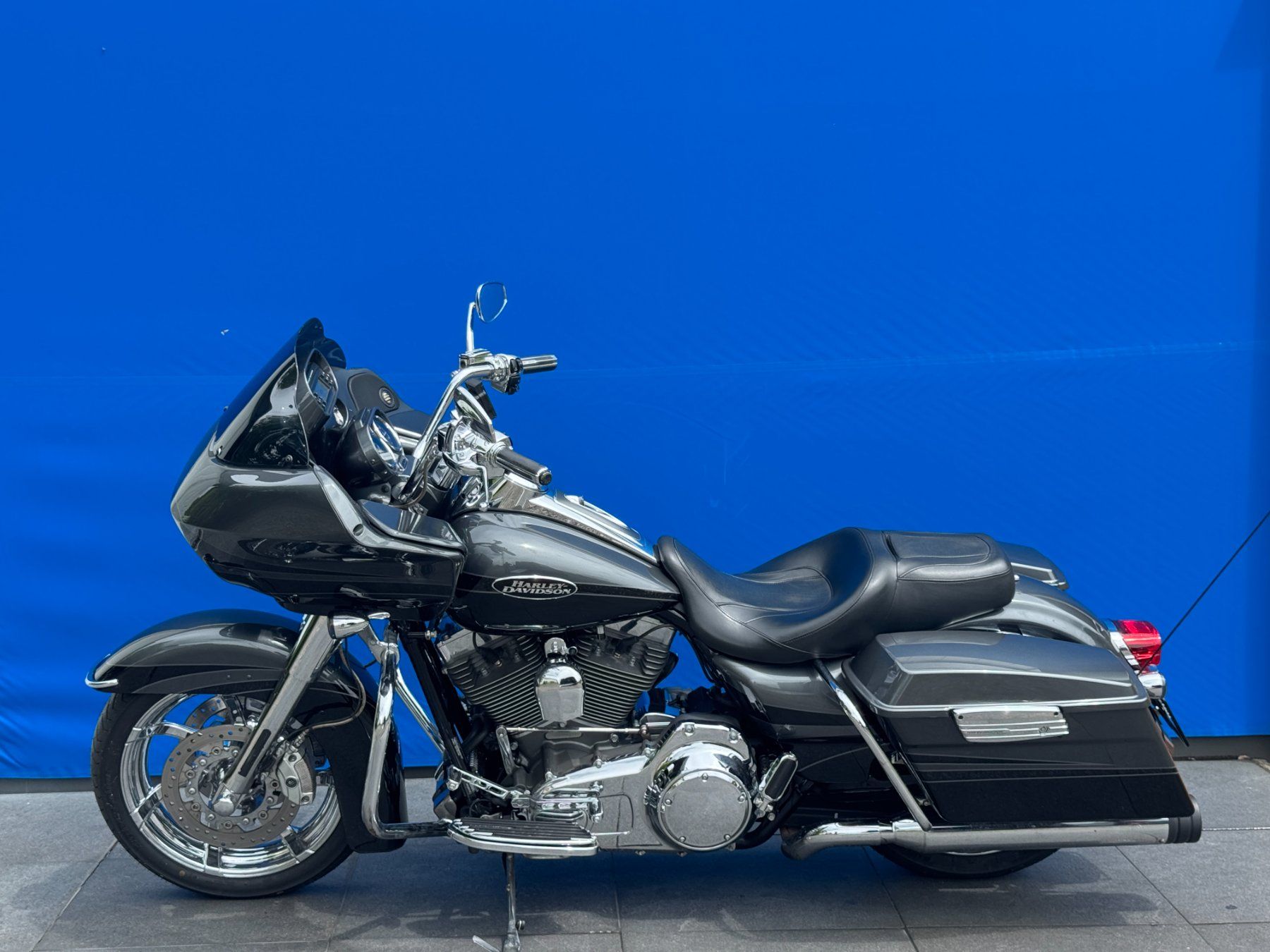 Harley-Davidson Touring: HARLEY-DAVIDSON FLTRXSE Road Glide Custom ABS CVO – Usato da Escholzmatt venduto da Wikinger11 5
