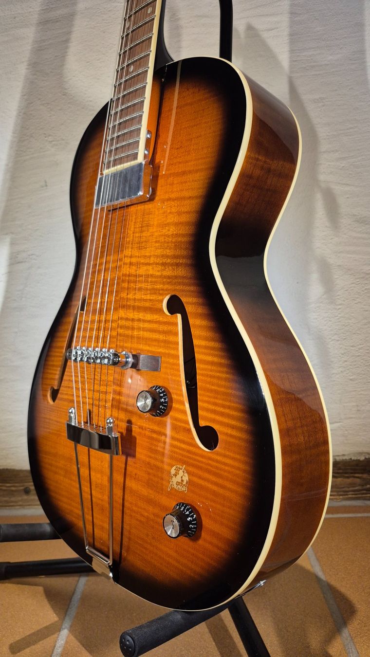 Framus Musikinstrumente: Neu: Framus Vintage 5/51 Studio Honey – Neu und originalverpackt aus Winterthur von NorrSydGuitars 6