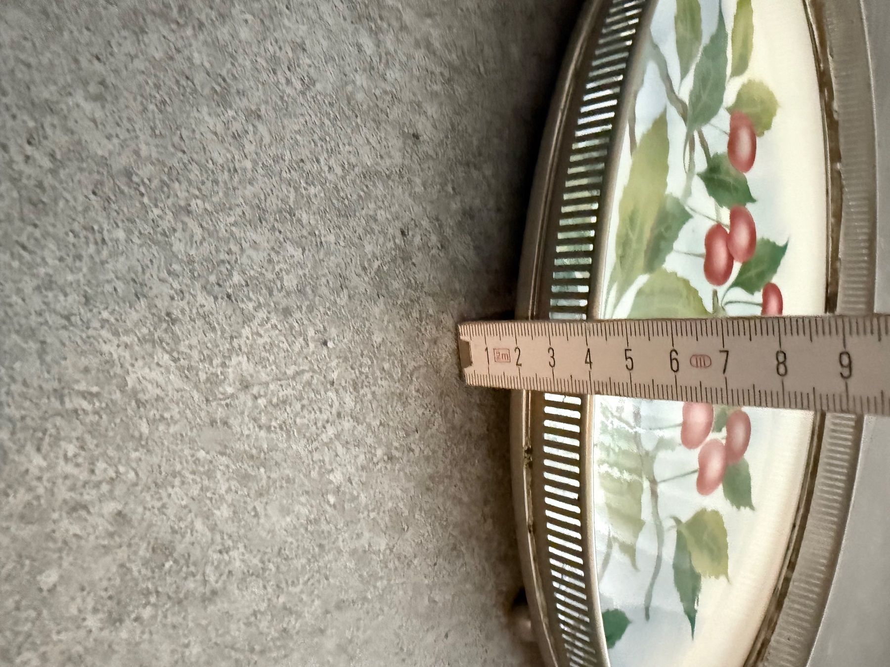 Piatti di portata: altes  Serviertablett maße 37cm x 24 cm – Usato da Buchs ZH venduto da Sten7 4