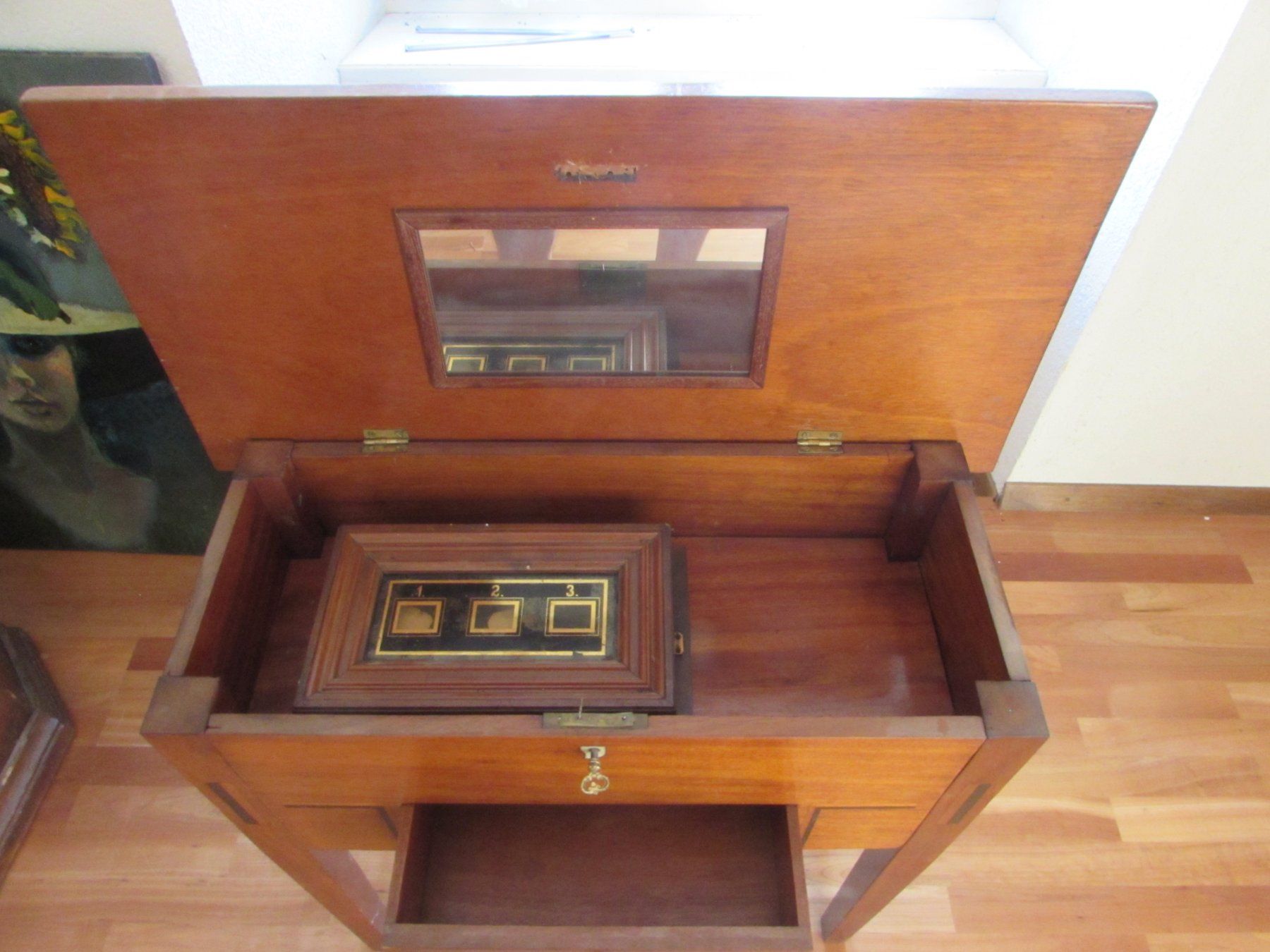 Tavoli da trucco: Tablette coiffeuse en bois avec miroir et tiroir – Usato da Onnens VD venduto da didier1956 1