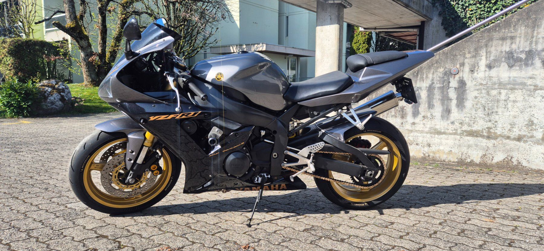 Yamaha Strada: Yamaha R1 2003 – Usato da Coinsins venduto da hen_fwm7 4
