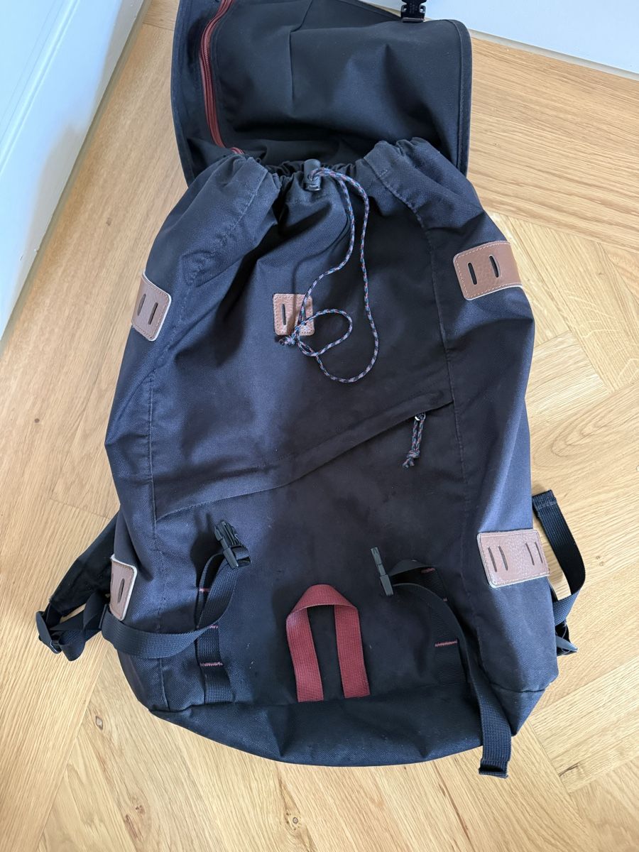 Patagonia Zaini: Patagonia Rucksack schwarz/rot – Usato da St. Gallen venduto da calendula123 5