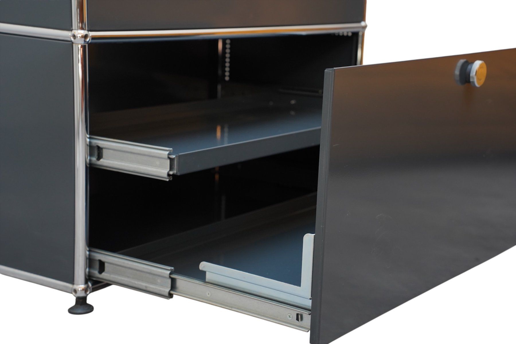 USM Regale: Highboard du système modulaire USM Haller – Gebraucht aus Bulle von ABELiAM 7