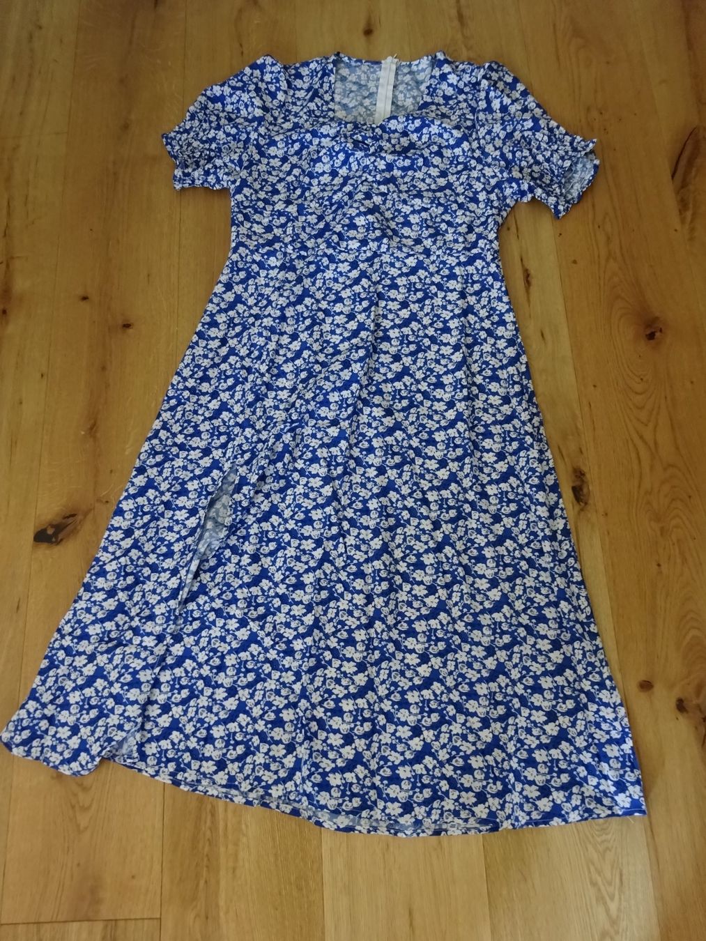 Kleider: Herziges Kleid/Sommerkleid – Neu (gemäss Beschreibung) aus Rothrist von Mistery1