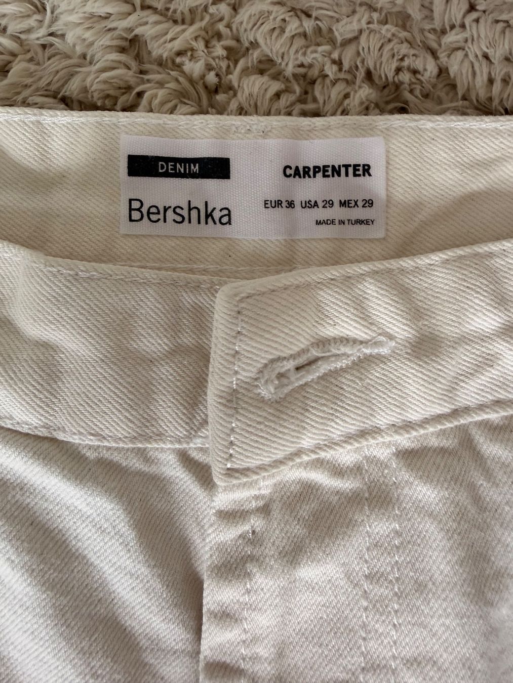 Bershka Jeans: Carpenter Jeans beige – Usato da Lutry venduto da respect_69 3