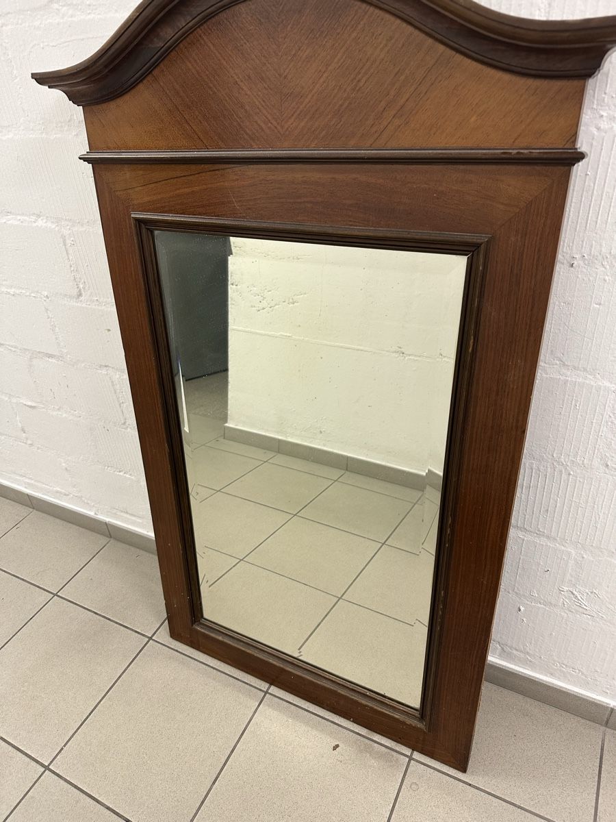 Miroirs: Mirror wooden frame with carving – D'occasion à Zürich par ric_v5xf