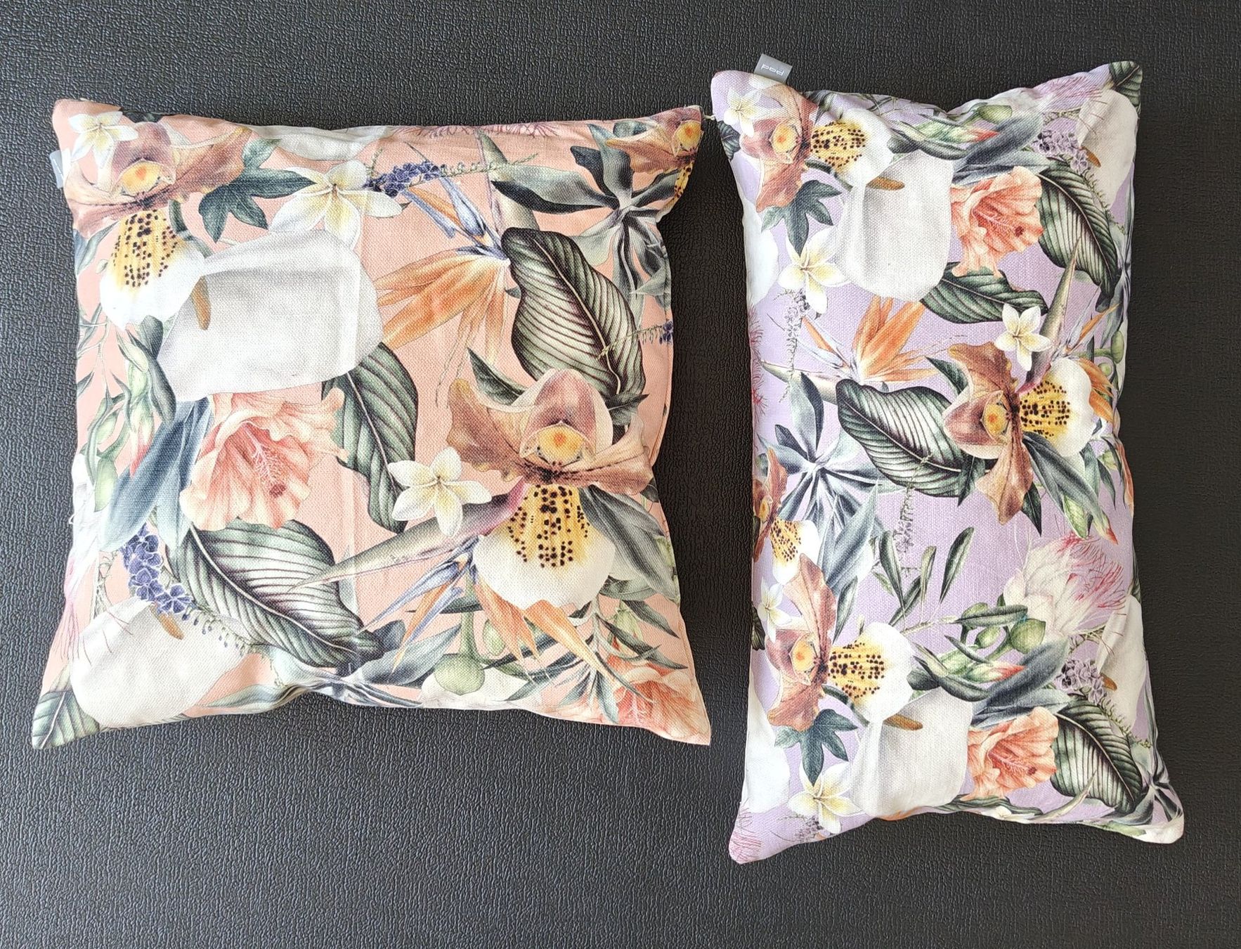 Kissen: Pod Kissen Set Blumenmuster Textil – Gebraucht aus Basel von jos_2z5q
