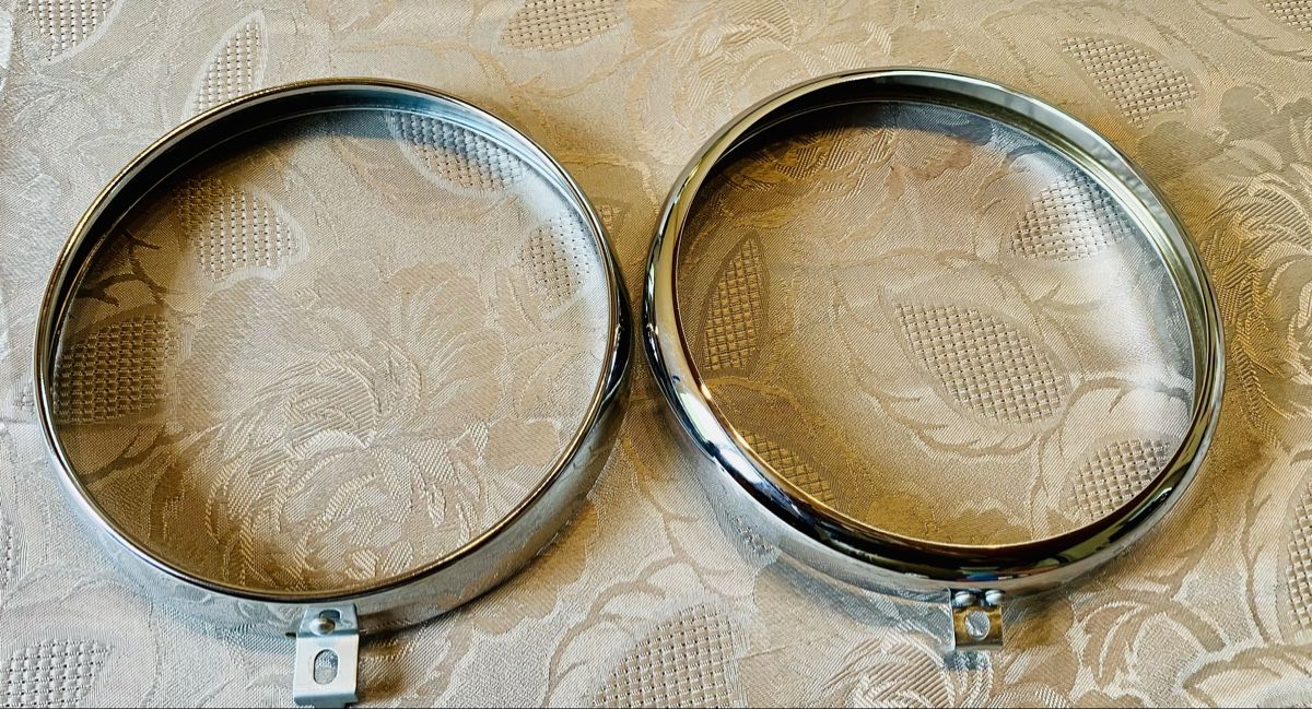 Accessori per altri veicoli: 2 Chrom Scheinwerferringe Durchmesser vorne 17 cm – Nuovo (secondo la descrizione) da Richterswil venduto da Andisun