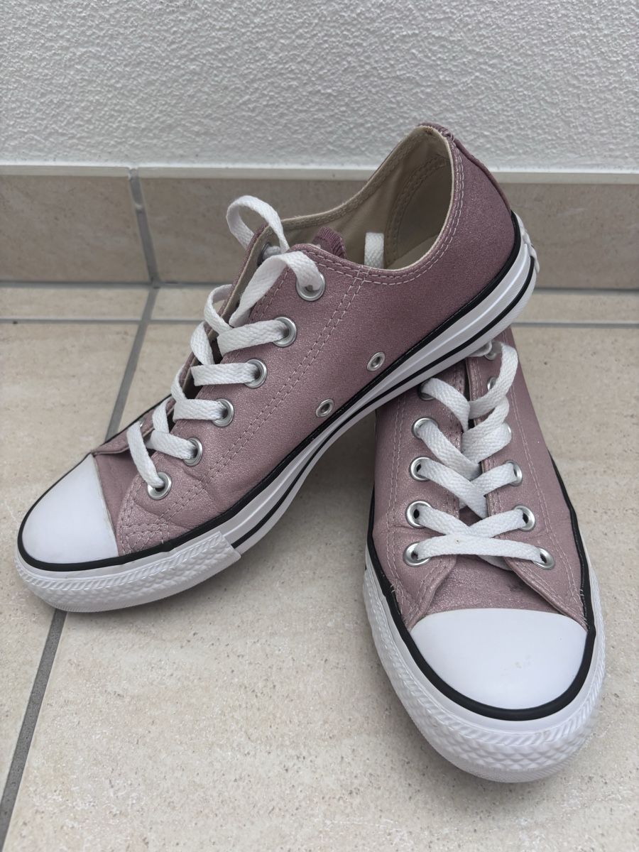 Converse Damenschuhe: Converse All Star – Gebraucht aus Losone von Simona25 1