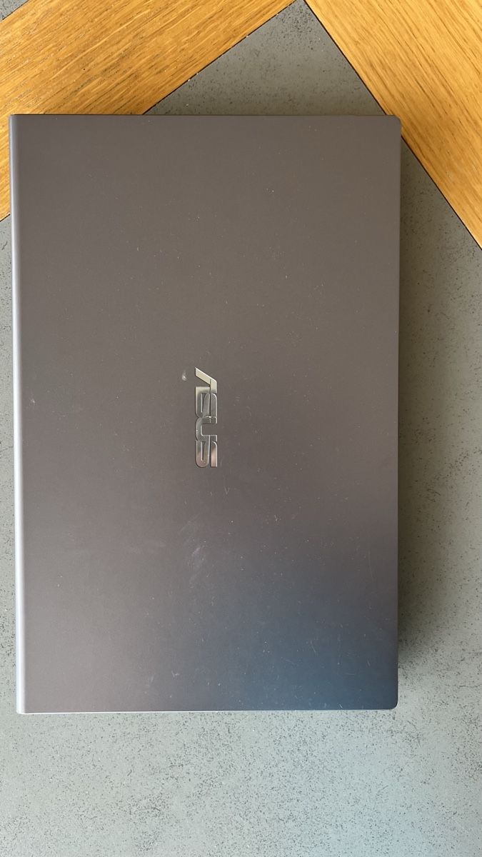 Asus Notebooks: Asus vivobook 15 écran cassé  – Defekt aus St-Blaise von Marc_zipper 2