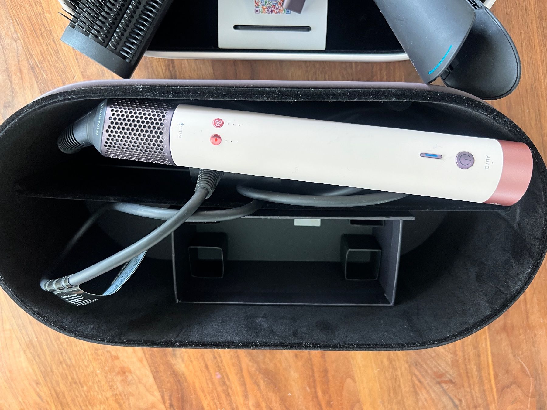 Dyson Asciugacapelli: DYSON AIRWRAP CO-ANDA 2x ORIGINAL WIE NEU – Usato da Zürich venduto da powerduo007 7