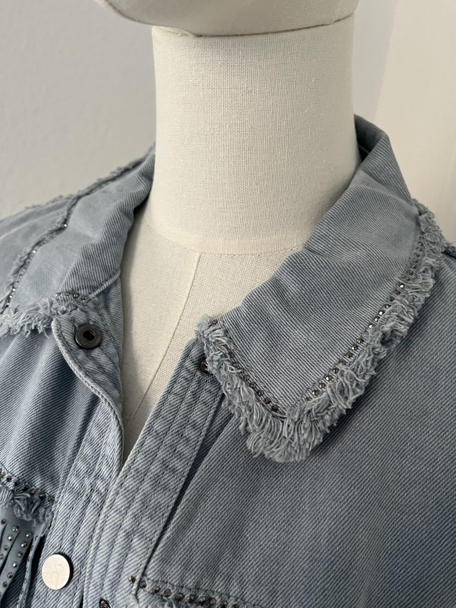 Zara Giacche: Zara denim style jacket with fringes, size S, never worn – Nuovo (secondo la descrizione) da Mies venduto da nic_yk5d 5