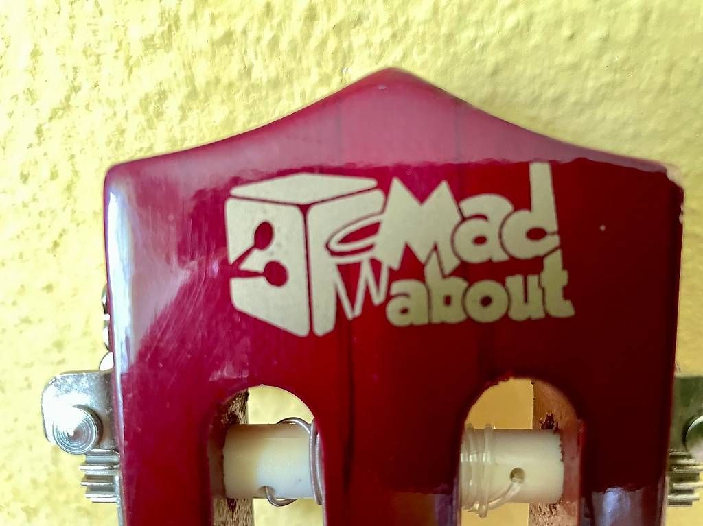 Strumenti musicali: Gitarre Mad about von tigermusic – Usato da Zug venduto da Kras1 1