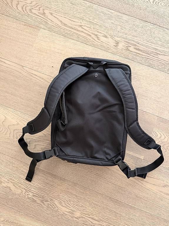 Rucksäcke: Rucksack - Laptoptasche - Allinone – Gebraucht aus Kriens von shibydema 1