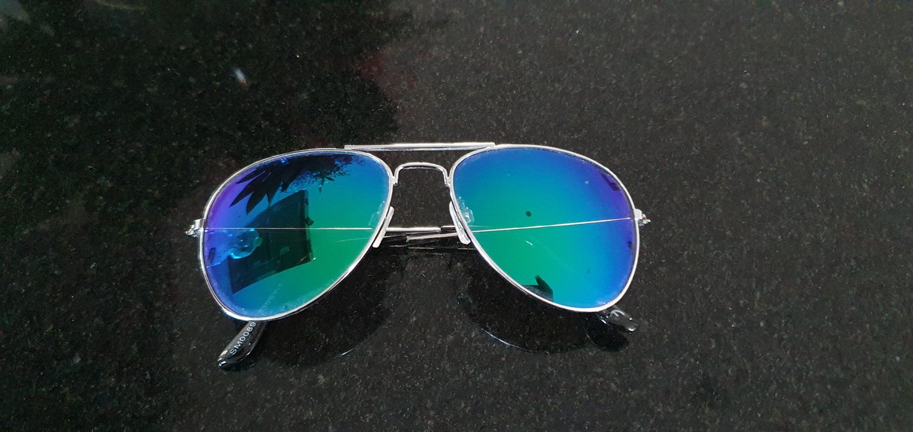 Occhiali & Lenti: Neue Sonnenbrille / Pilotenbrille – Nuovo e nell'imballaggio originale da Wallenwil venduto da Rainbow45