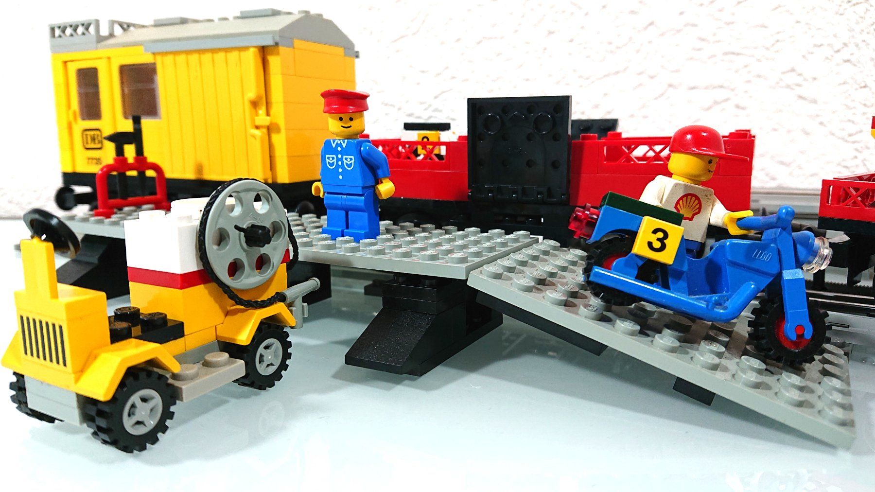 Lego Kit di costruzioni: LEGO 12V EISENBAHN 7735 GÜTERZUG SET – Usato da Turbenthal venduto da Ddanuh 2