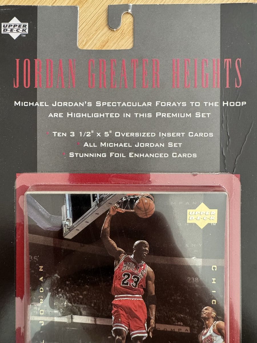 Jordan Carte collezionabili: Upper Deck Michael Jordan Greater Heights Set 10 Cards – Nuovo (secondo la descrizione) da Founex venduto da egz_58qz 1
