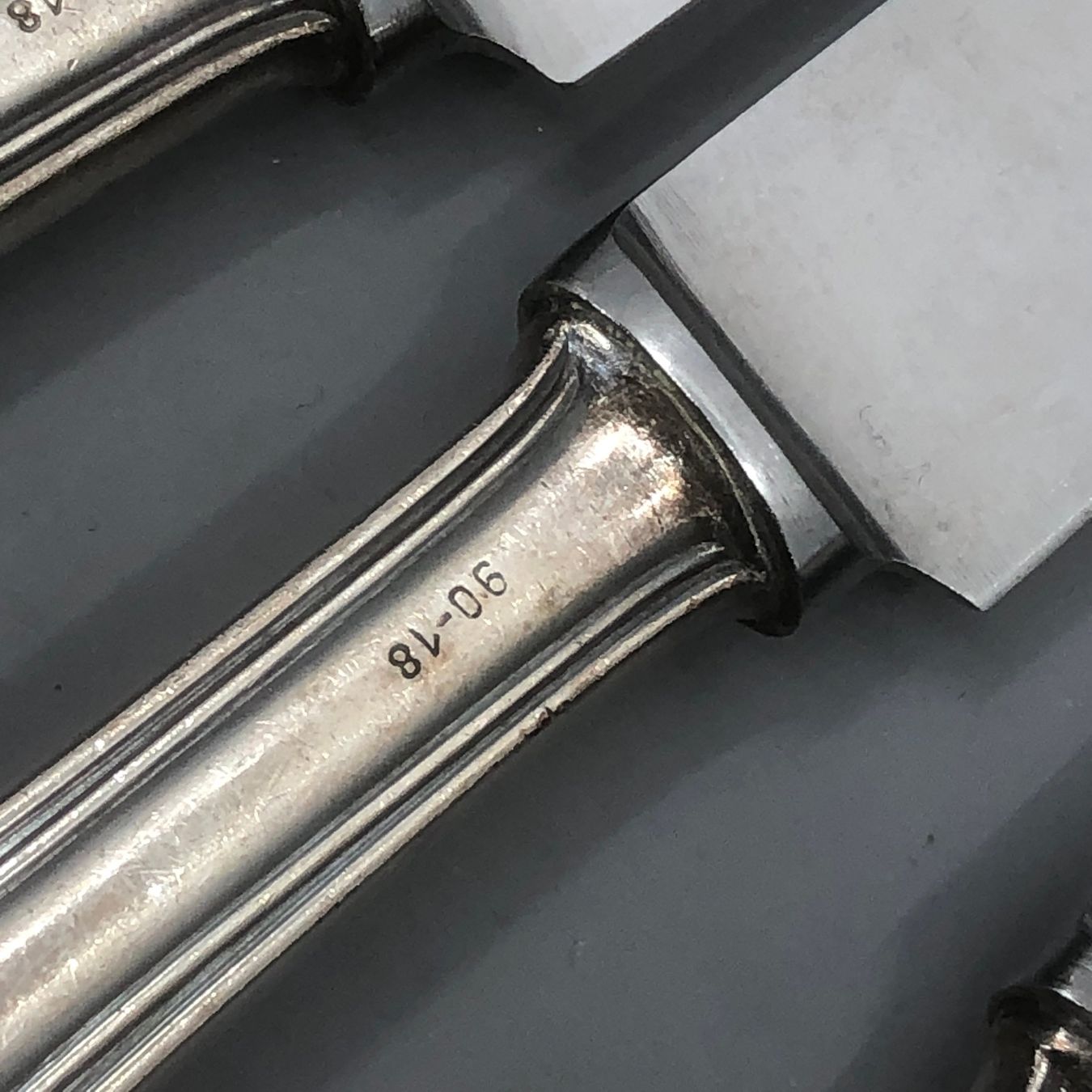 Couverts: 4 Messer versilbert – D'occasion à Basel par Tiabeanie 9