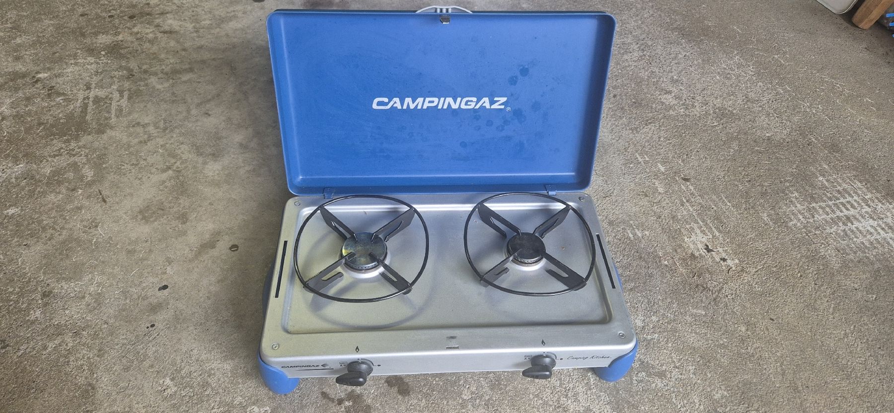 Herde: Campingaz Campingkitchen Gaskocher – Gebraucht aus Oberhofen Thun'see von Minu_85