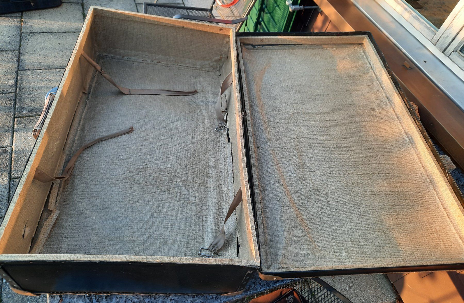 Reisekoffer: antiker Koffer, Leder, 80x46x23 – Gebraucht aus Herrliberg von AlexandraBopp 3