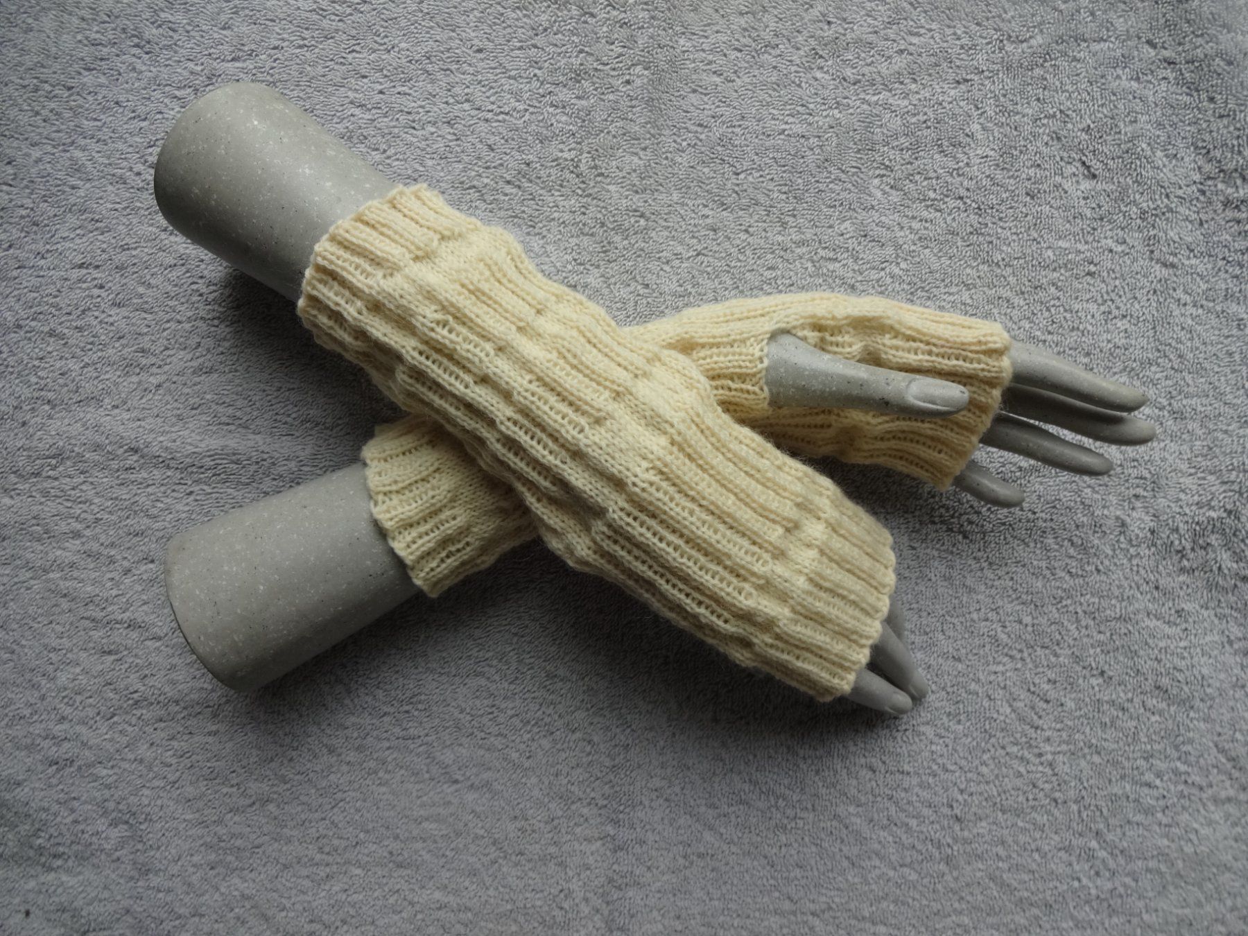 Guanti & manicotti: Pulswärmer mit Daumenloch /Duo-Pack – Nuovo (secondo la descrizione) da Bollodingen venduto da happyday11 1