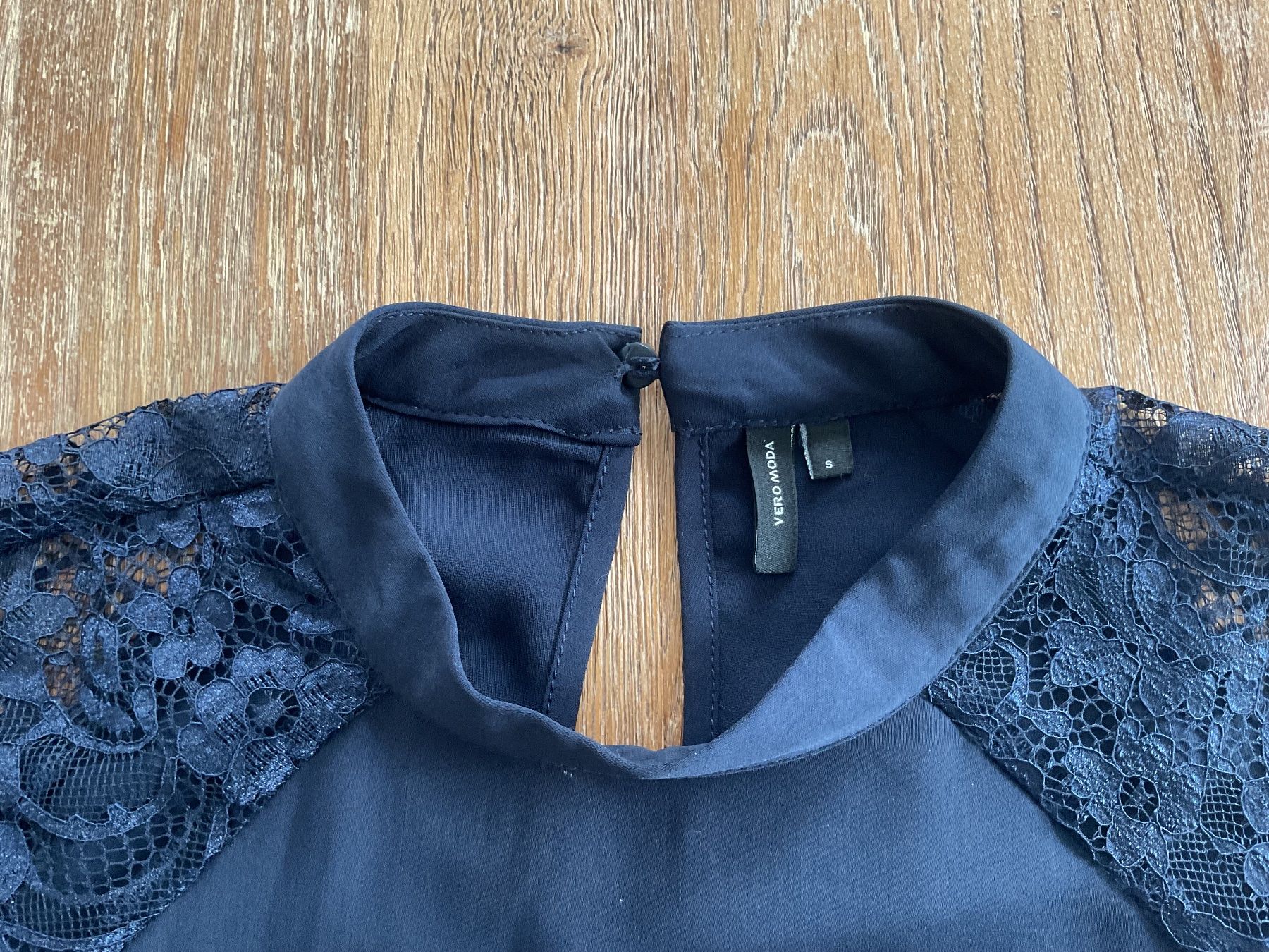 Vero Moda Robes: Robe courte – D'occasion à Lugnorre par Bardolina22 2