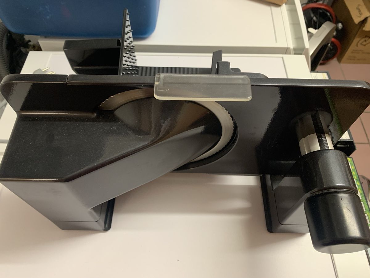 Elettrodomestici da cucina: Elektrische Schneidemaschine – Usato da Sementina venduto da RiccardoCo 2