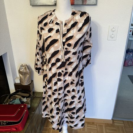 JUST WHITE Sommer Kleid gr.40 NEU
