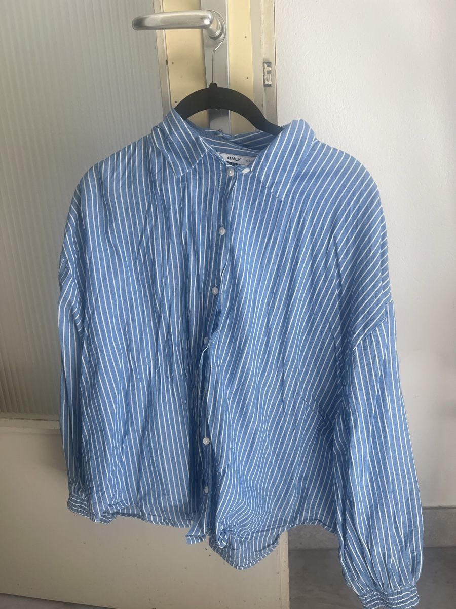 Only Camicette: Only Bluse, Gr. M, blau/weiss – Nuovo (secondo la descrizione) da Kirchberg BE venduto da lea_kb6y 1