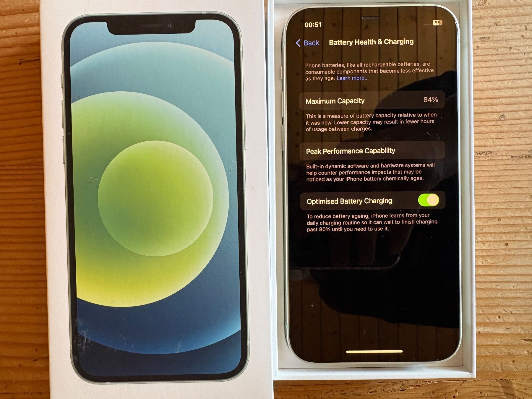Apple Telefoni cellulari / Smartphones: I Phone 12, 64 GB, Grün – Usato da Baden venduto da kimberlygraf12 1