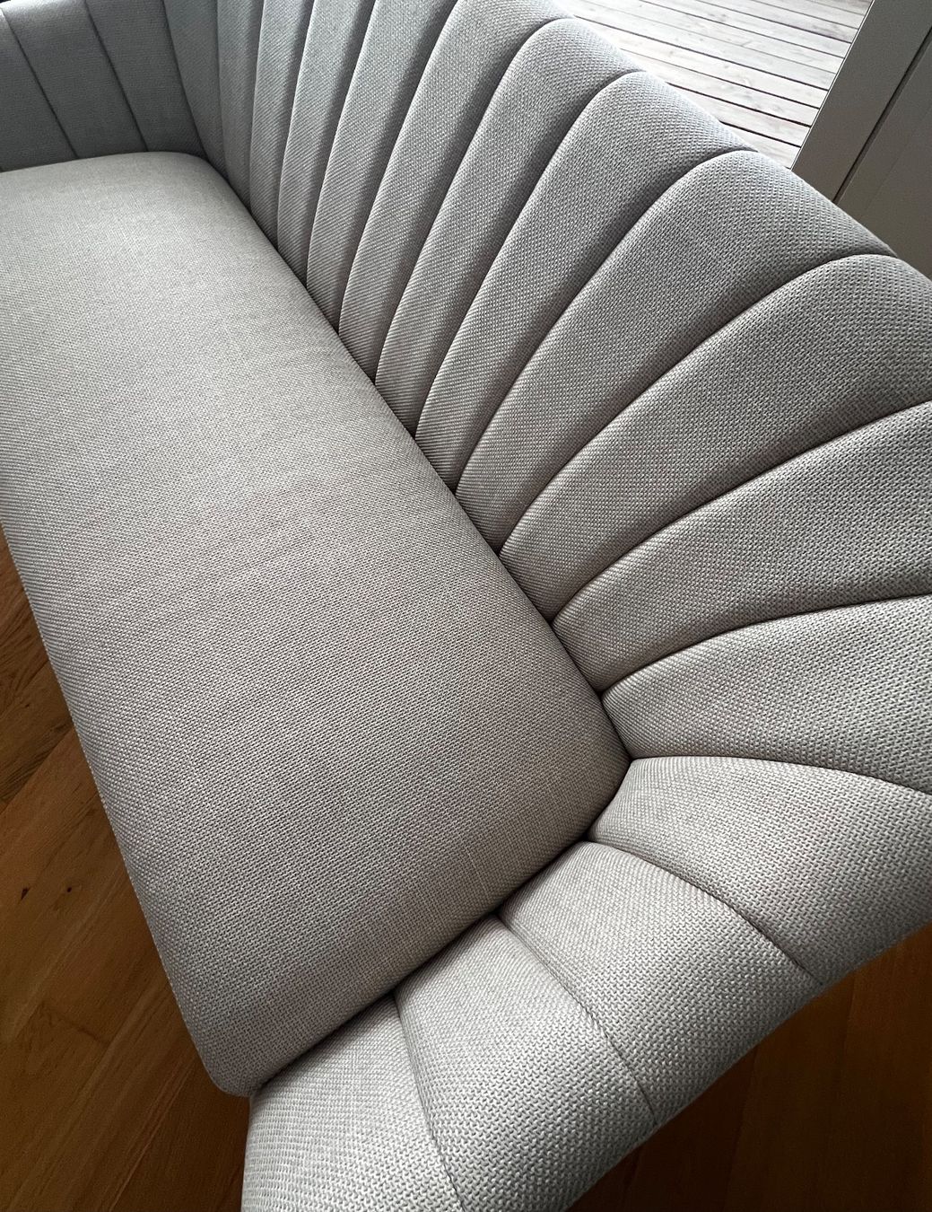 Jysk Divani: Sofa EGEDAL 2.5-Sitzer beige Stoff – Nuovo (secondo la descrizione) da Ehrikon venduto da chrispy 3