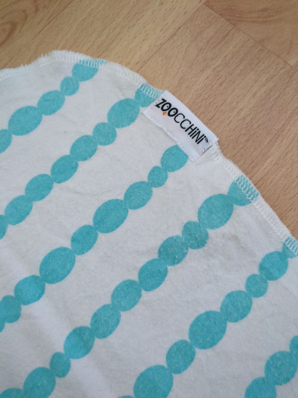 Coperte: Dünne Babydecke mit Streifenmuster hellblau weiss – Usato da Adlikon b. Andelfingen venduto da IlonaSp 1