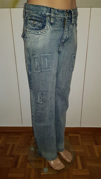 C&A Jeans: Jeans  CLOCKHOUSE   Taille / Grosse W32 L32 ...... – Usato da Cossonay-ville venduto da Super-Price-Quality 2